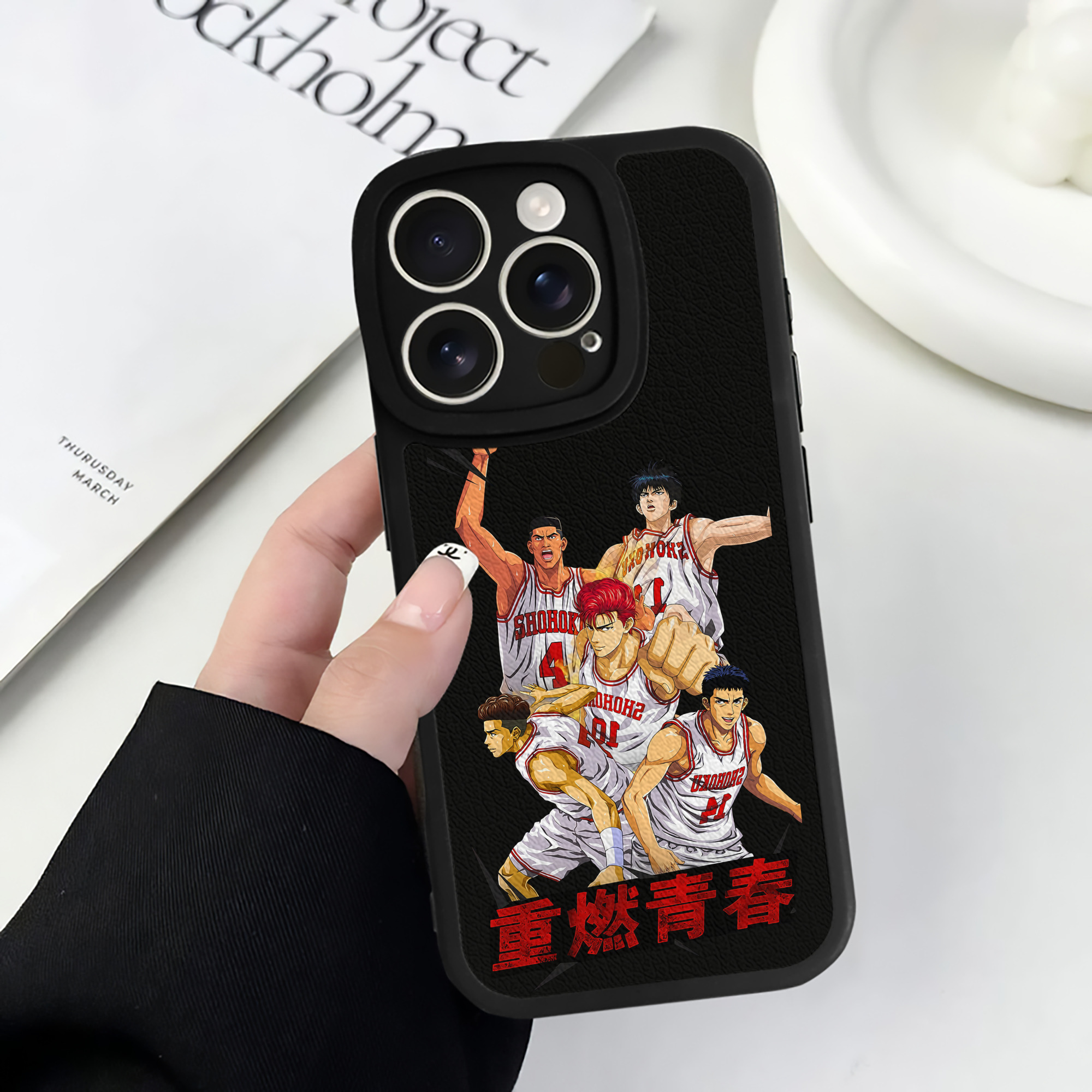 （画像用） SLAM DUNK／スラムダンク 【iPhone 16シリーズ対応】シリコンスマホケース（レザー調） 材質：シリコン